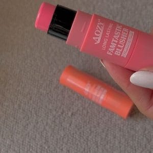 رژگونه استیکی براش دار Aozy